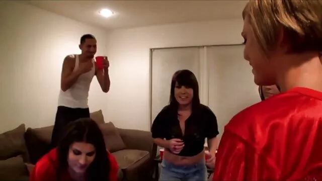 كنت تحميل افلام سكس اجنبية مترجمة أضاجع أمه مثل!