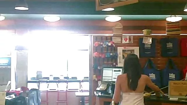 كريستين كورتني يحصل لها L. سكس افلام اجنبية مترجمة للعربية في حالة سكر من قبل شخص