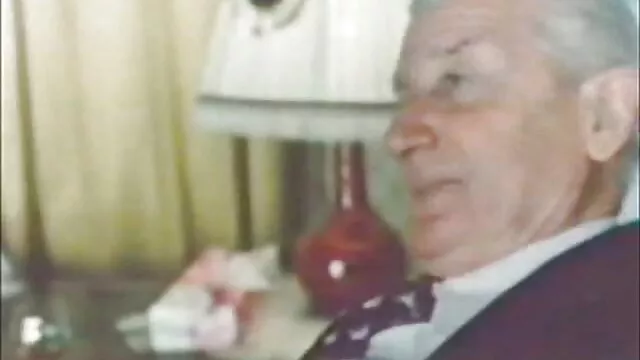 تم إحضار ماجدة إلى فيتكا صور سكس اجنبية مترجمة مفاجأة كبيرة