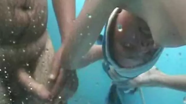 الإباحية مع فتاة شرقية قصص سكس اجنبية مترجمة